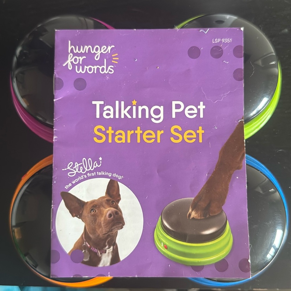 Talking pet starter set of 4 - never used - with training manual